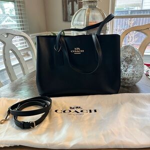 Coach Black Leather Avenue Tote with Strap
